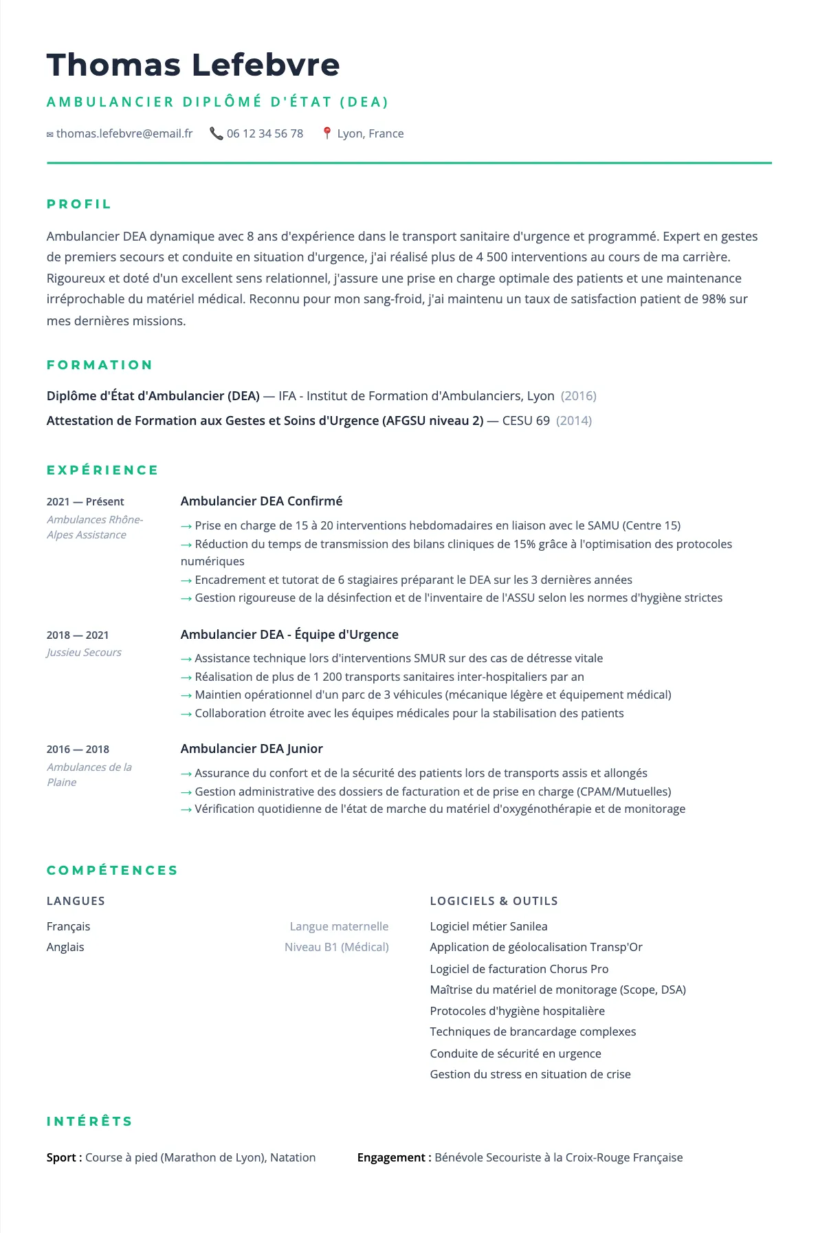 Exemple de CV Ambulancier Diplômé d'État (DEA) (modèle minimaliste) créé avec CV Boost