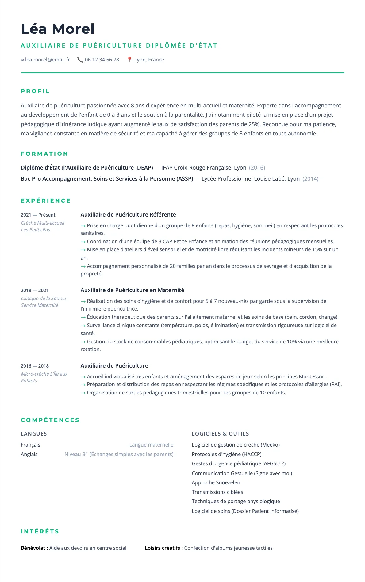 Exemple de CV Auxiliaire de Puériculture Diplômée d'État (modèle minimaliste) créé avec CV Boost