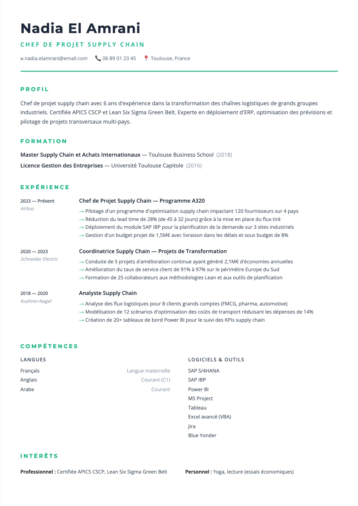 Exemple de CV Chef de Projet Supply Chain (modèle minimaliste) créé avec CV Boost